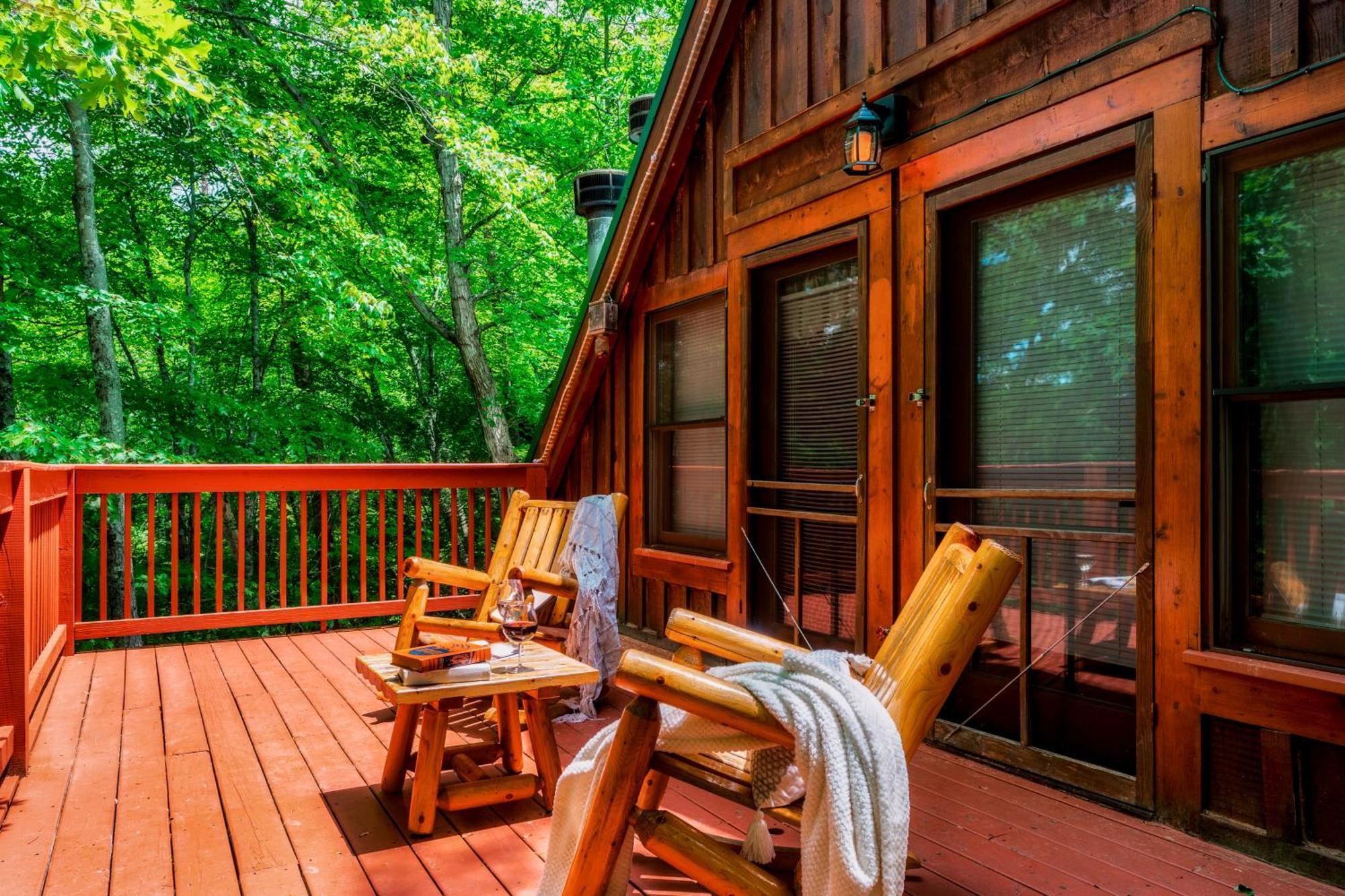 Cabin In A Gated Resort With Seasonal Resort Pool Pigeon Forge Kültér fotó