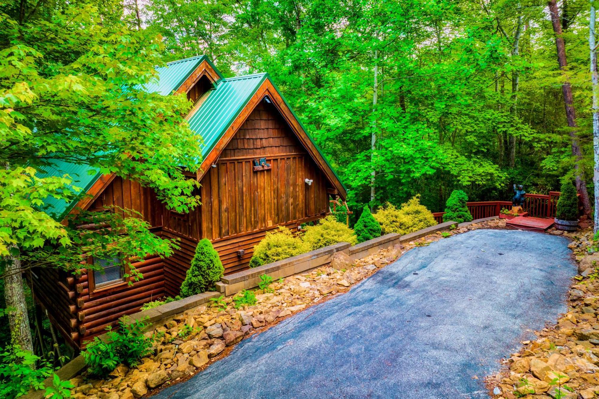 Cabin In A Gated Resort With Seasonal Resort Pool Pigeon Forge Kültér fotó