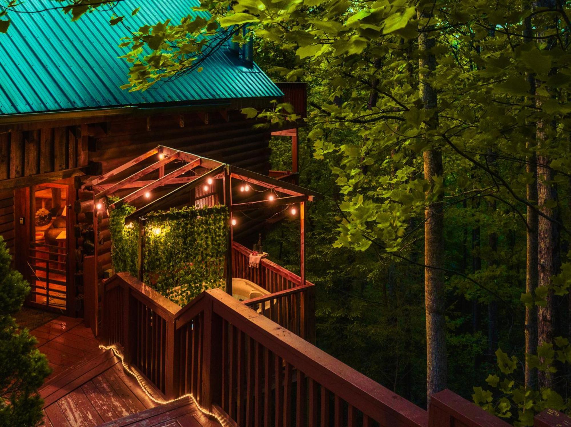 Cabin In A Gated Resort With Seasonal Resort Pool Pigeon Forge Kültér fotó